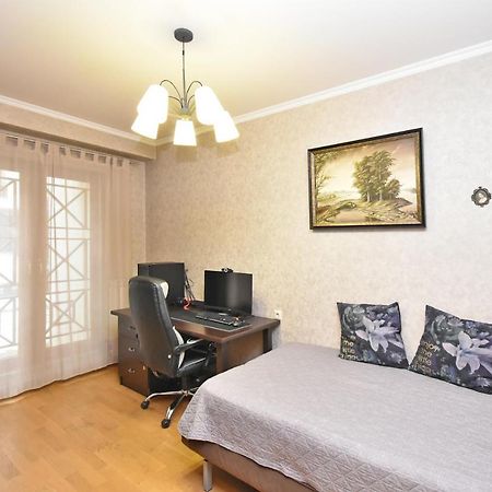 Dos Guest House 耶烈万 外观 照片