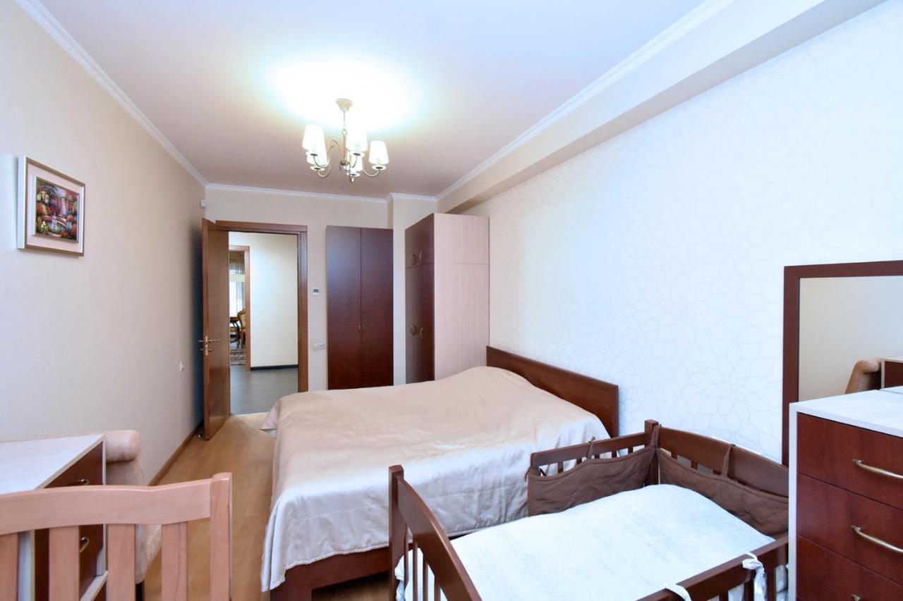 Dos Guest House 耶烈万 外观 照片