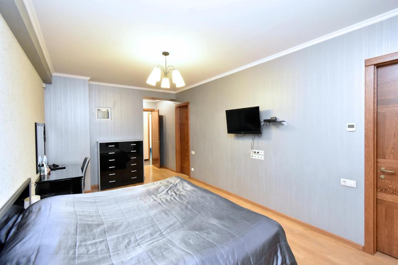 Dos Guest House 耶烈万 外观 照片